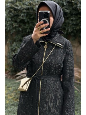 Broş Detaylı Kap Siyah