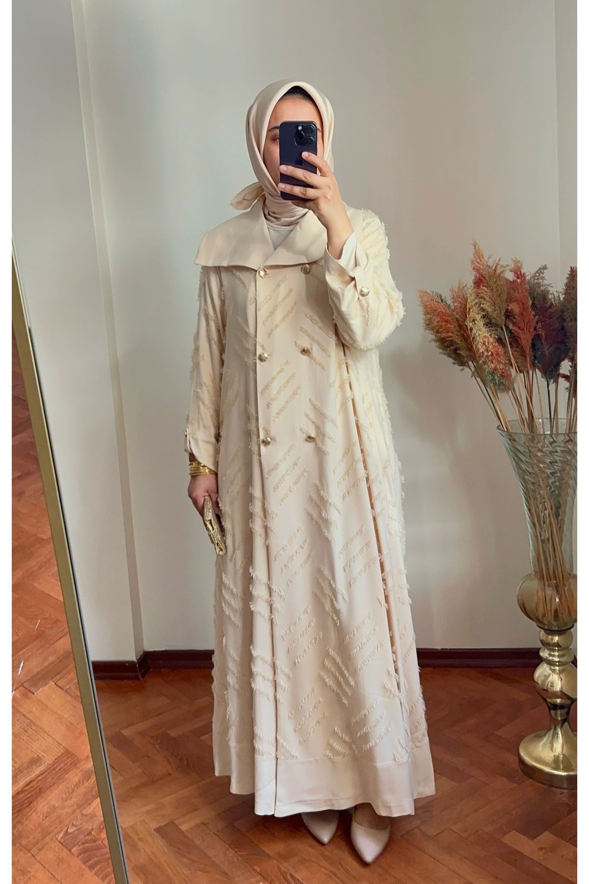 Desenli Abaya Bej