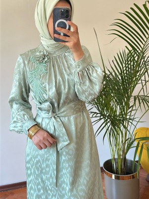 İşleme Detaylı Elbise Mint