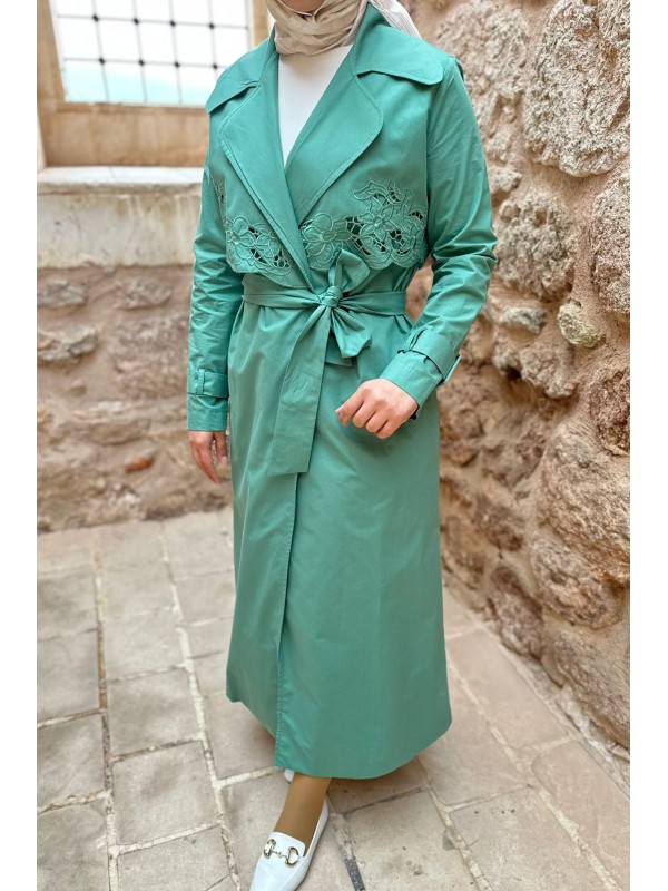 Nakış İşlemeli Trençkot Yeşil