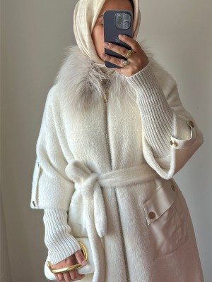 Yeni Sezon Kürklü ve Deri Detaylı Angora Kaban Ekru