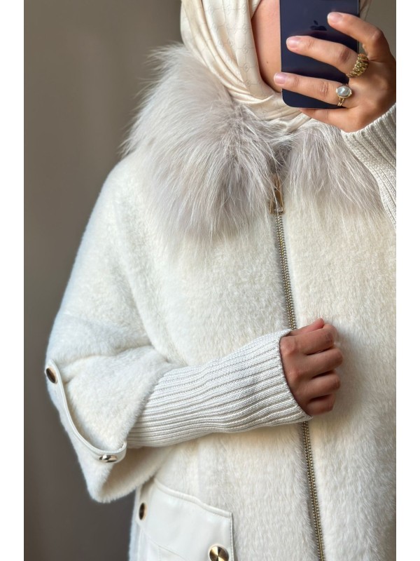 Yeni Sezon Kürklü ve Deri Detaylı Angora Kaban Ekru