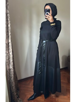 Deri Detaylı Elbise Siyah