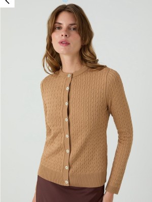 Düğmeli Hırka Bej