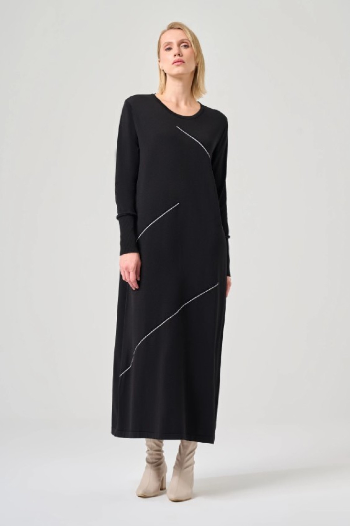 Şerit Detaylı Rayon Elbise Siyah