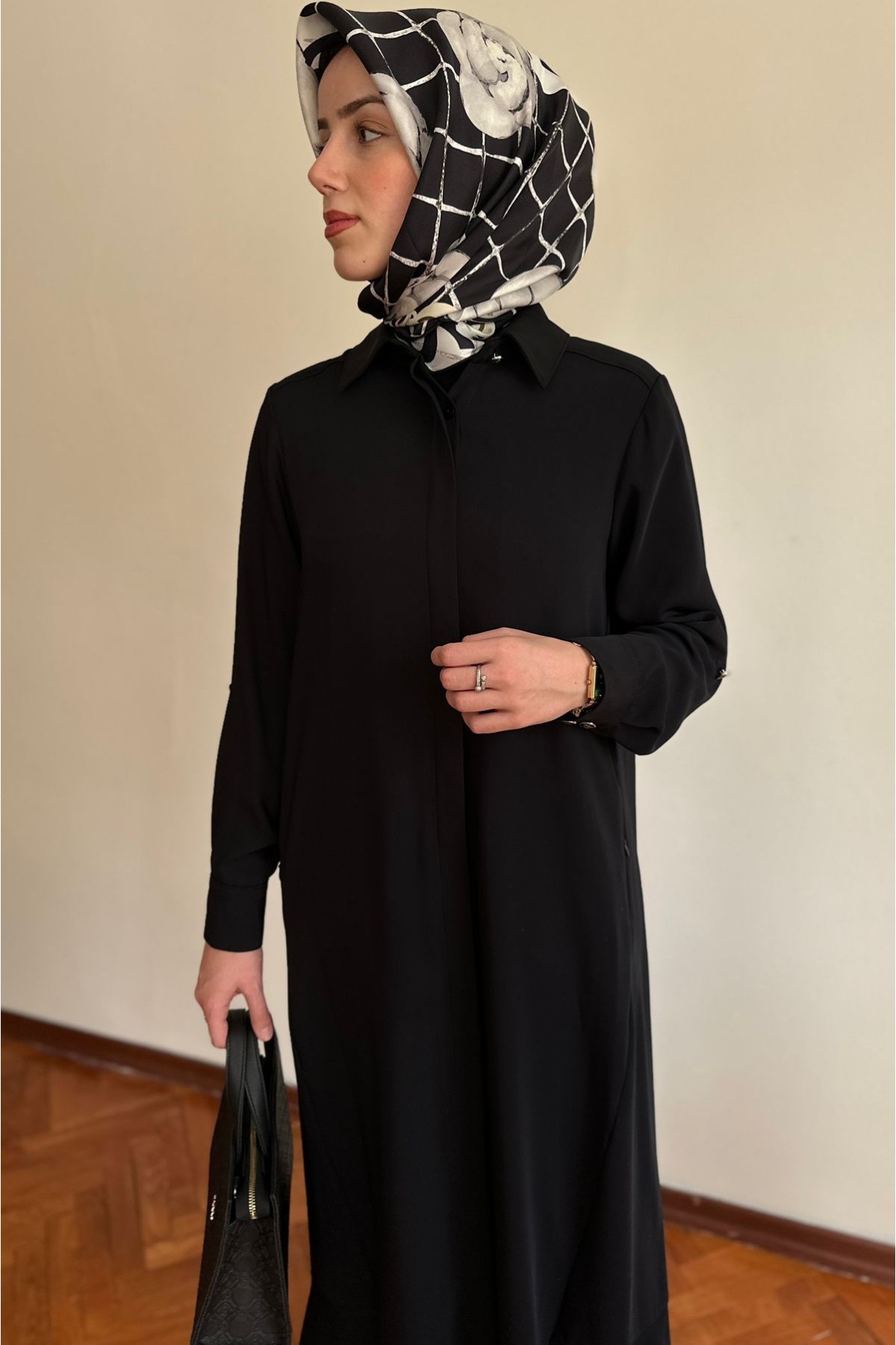 Düğmeli Ferace Siyah