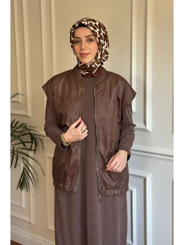 Spor Yelekli Elbise Kahverengi