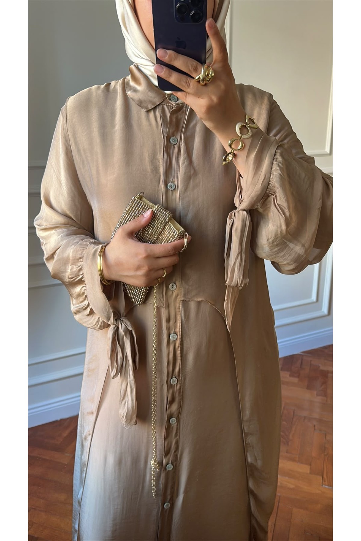 Düğmeli İpek Elbise Camel