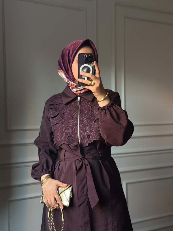 Güpür Detaylı Trençkot Mürdüm