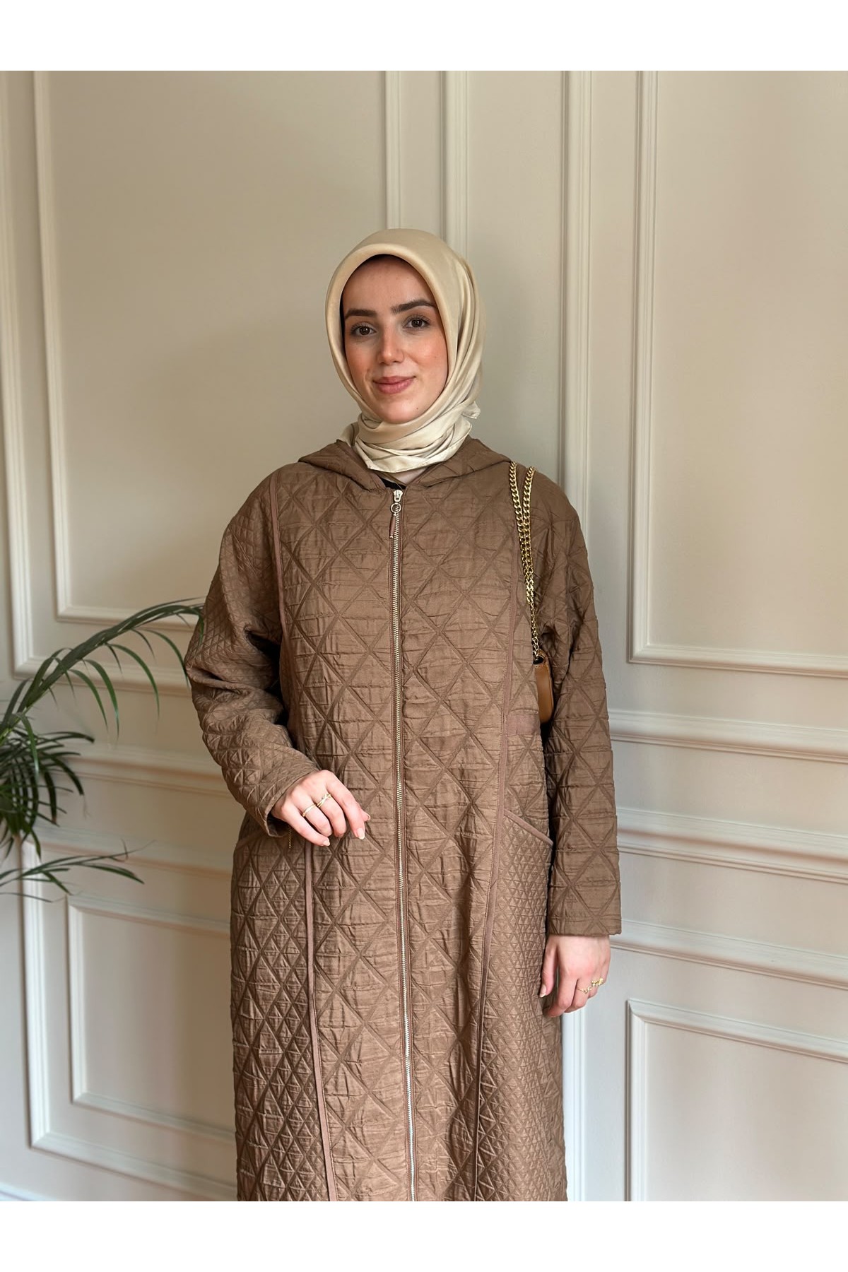Fermuar Detaylı Kapitone Kap Camel