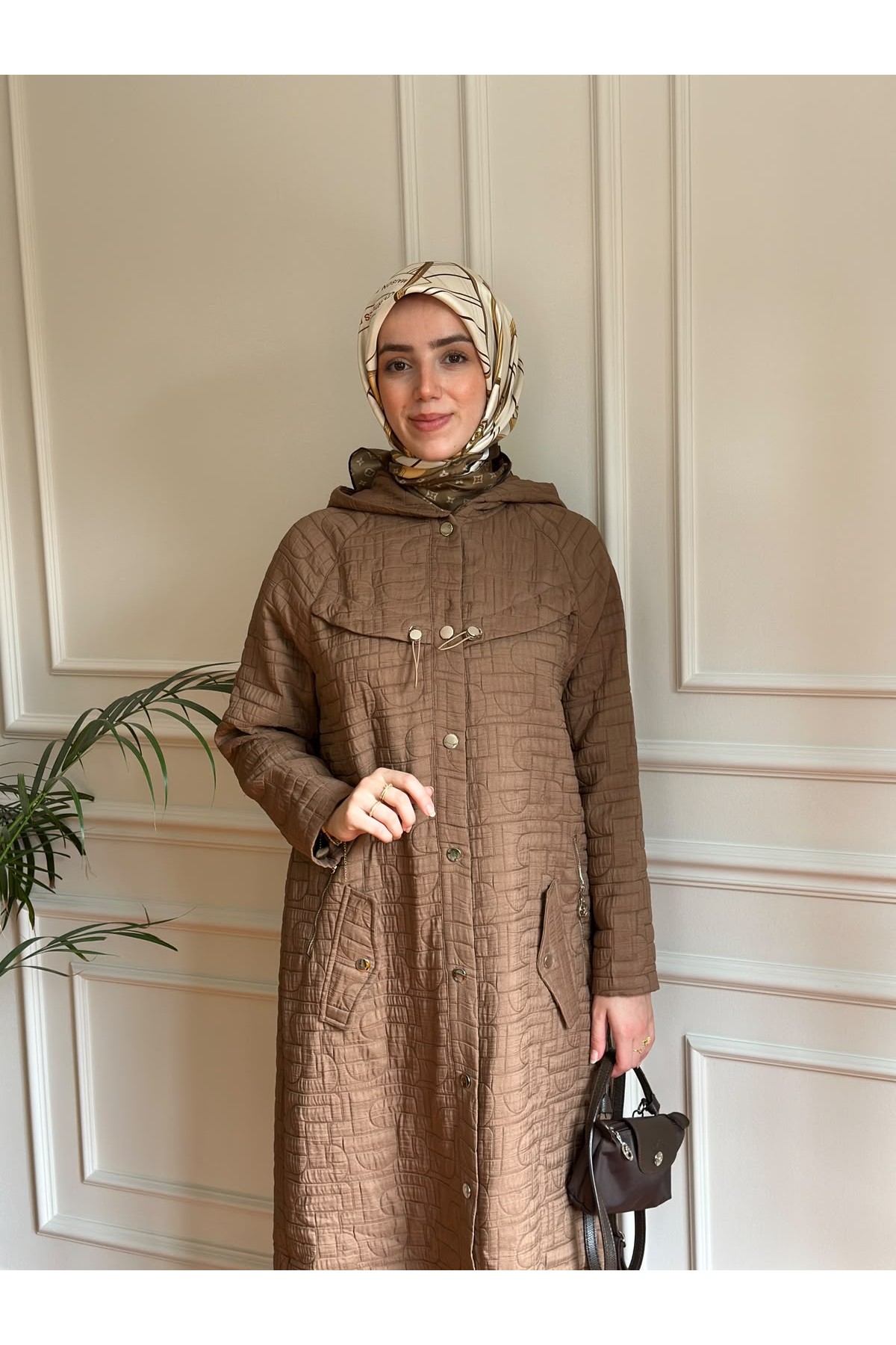 Çıtçıtlı Kapitone Kap Camel