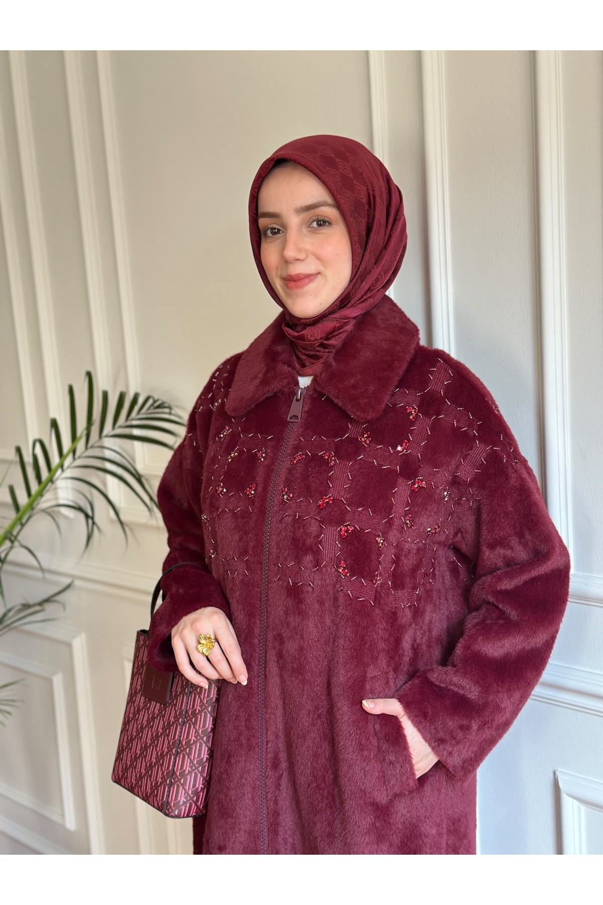 Taş İşlemeli Angora Kaban Bordo