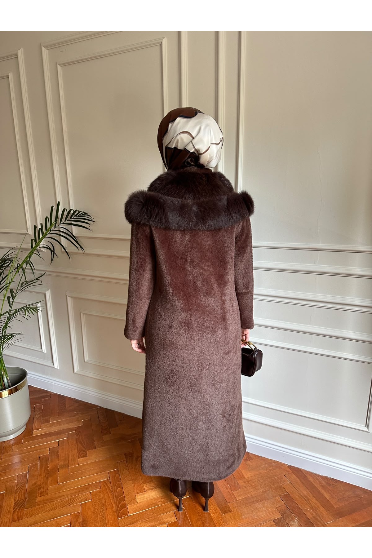 Kürklü Angora Kaban Kahverengi